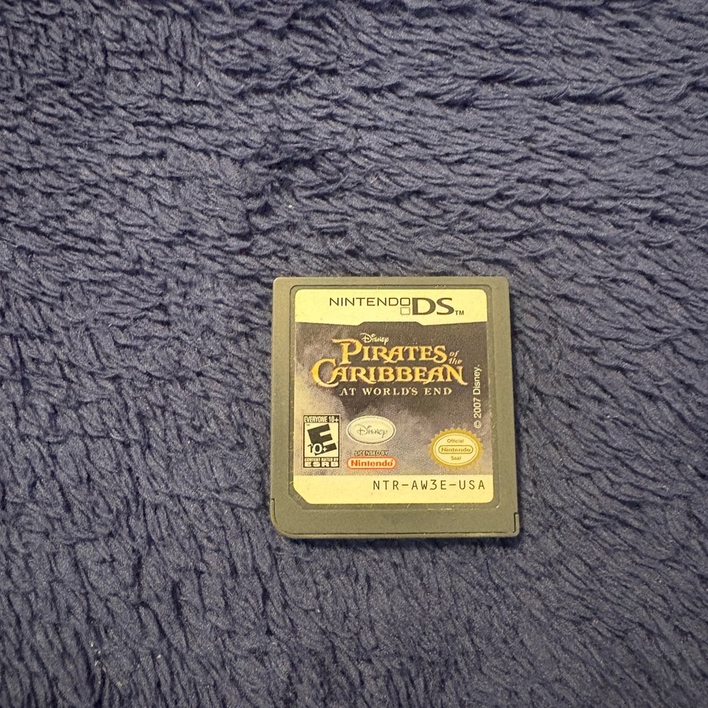 Disney Pirates of Caribbean at Worlds End DS Game